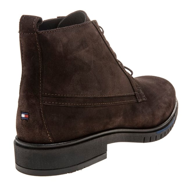 Tommy Hilfiger Flexible Dressy Suede Chukka Boots